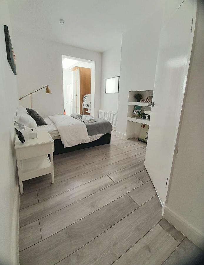 3Br 3Privateensuite - Close To Station - Parking Upon Request Edgware Luaran gambar